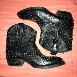 Genuine leather studded cowboy boots